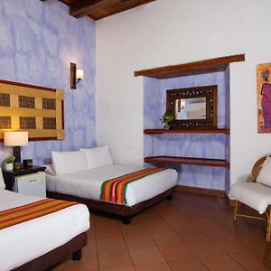 Habitación con 2 Camas Individuales