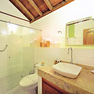 Habitación con 2 Camas Individuales
